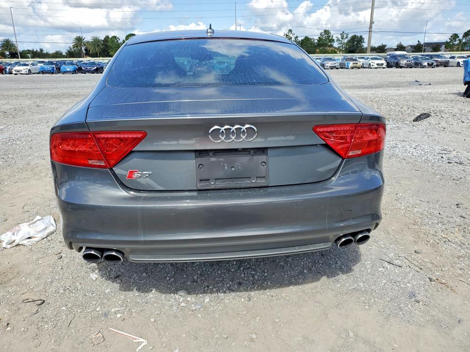 65647446 :رقم المزاد ، WAUW2AFC1FN009052 vin ، 2015 Audi S7 مزاد بيع