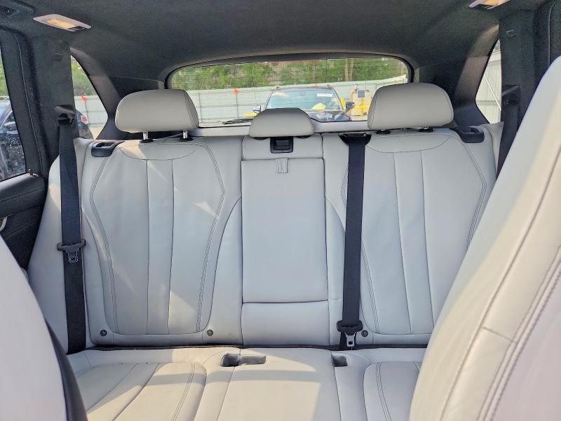 64751606 :رقم المزاد ، 5YMKT6C5XG0R78274 vin ، 2016 Bmw X5 مزاد بيع