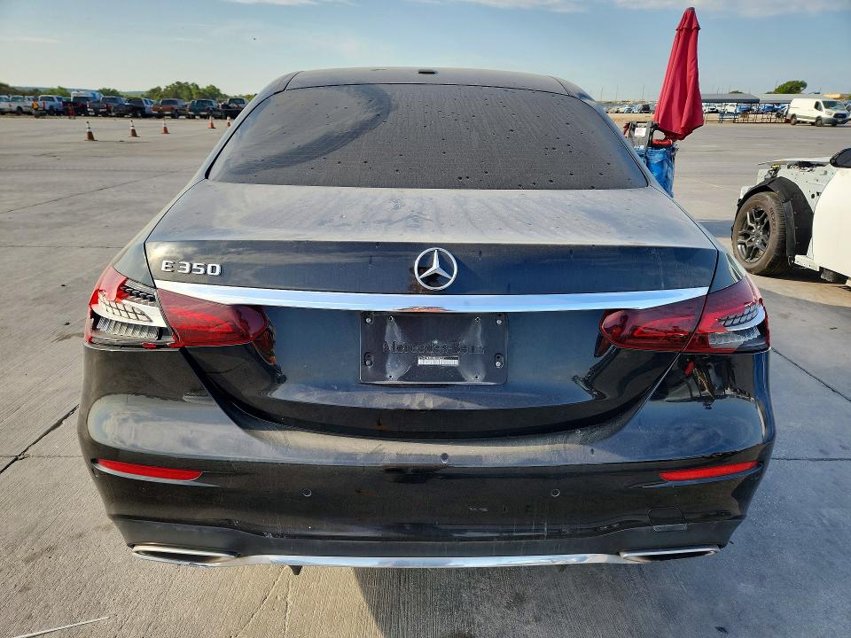 2022 Mercedes-benz E მანქანა იყიდება აუქციონზე, vin: W1KZF8DB0NB044257, აუქციონის ნომერი: 65988186