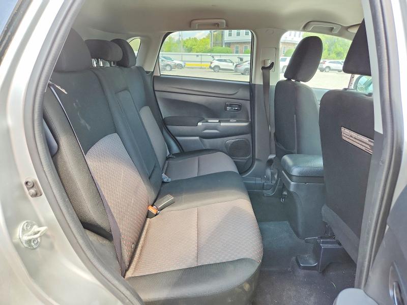 Продажа на аукционе авто 2018 Mitsubishi Outlander Sport, vin: JA4AP3AU9JU017452, номер лота: 64543426