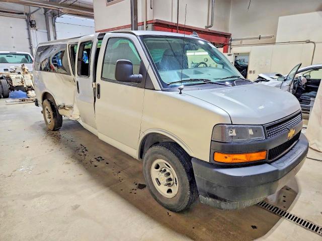 66964756 :رقم المزاد ، 1GAZGNFP4P1105982 vin ، 2023 Chevrolet Express G3500 مزاد بيع
