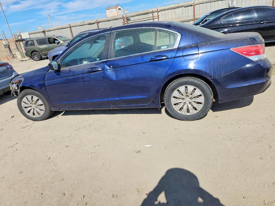 65667176 :رقم المزاد ، 1HGCP2F33BA037693 vin ، 2011 Honda Accord مزاد بيع