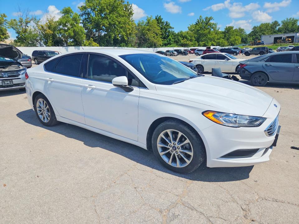 66092276 :رقم المزاد ، 3FA6P0HD2HR194769 vin ، 2017 Ford Fusion مزاد بيع