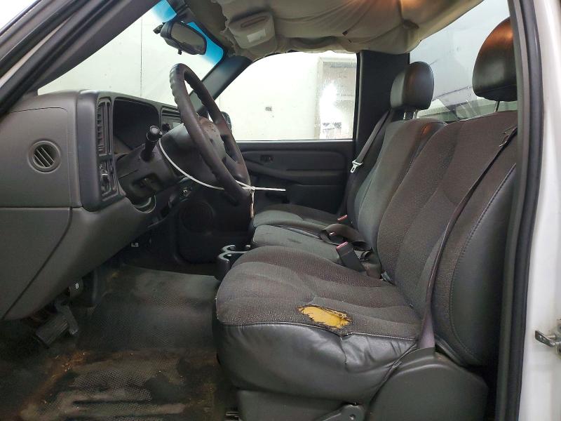 Продажа на аукционе авто 2004 Chevrolet Silverado, vin: 1GCEC14VX4Z327404, номер лота: 64096256