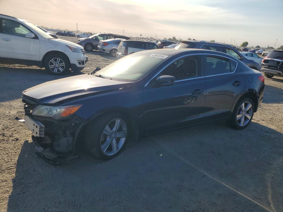 63892096 :رقم المزاد ، 19VDE1F39FE008357 vin ، 2015 Acura Ilx مزاد بيع