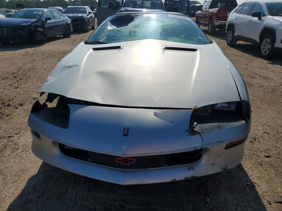 64415446 :رقم المزاد ، 2G1FP22P8V2126049 vin ، 1997 Chevrolet Camaro مزاد بيع