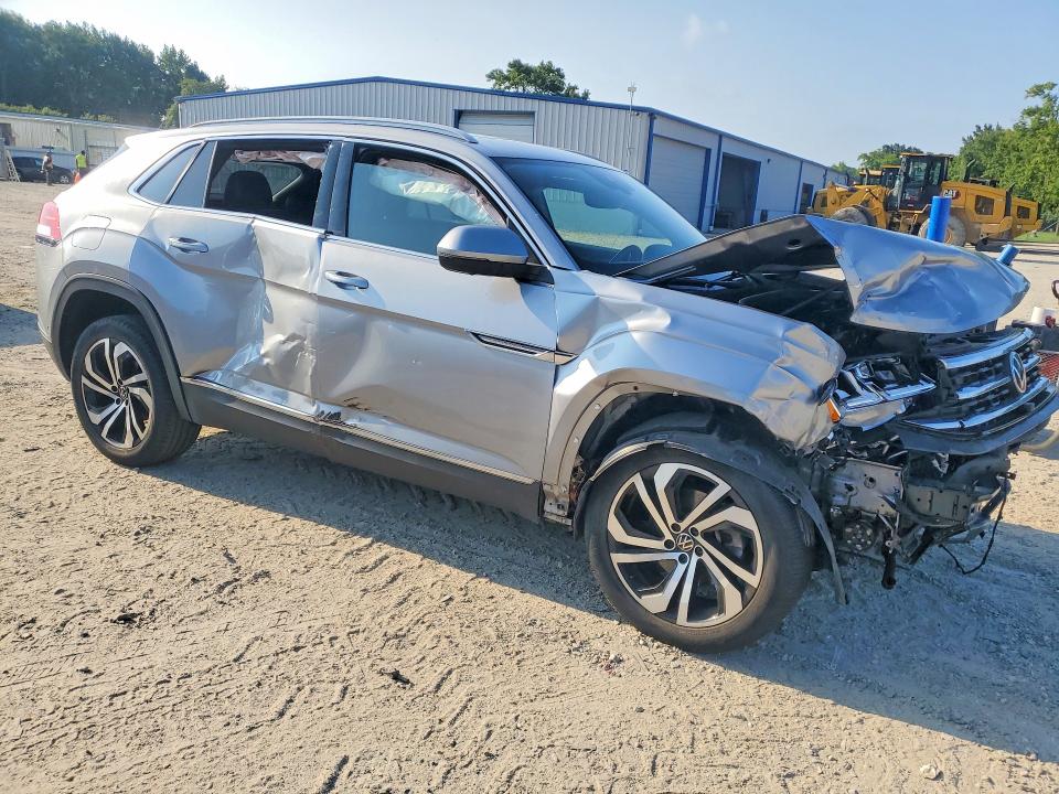 65332246 :رقم المزاد ، 1V2TE2CAXMC231022 vin ، 2021 Volkswagen Atlas Cross Sport مزاد بيع