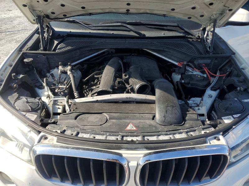65473646 :رقم المزاد ، 5UXKR2C52F0H38944 vin ، 2015 Bmw X5 مزاد بيع