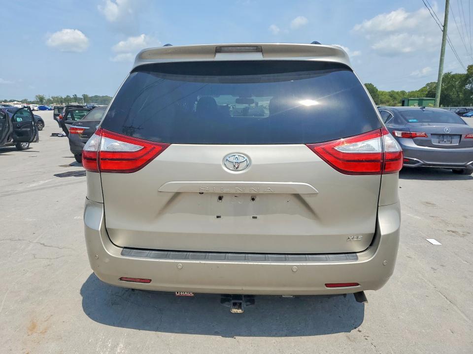 Aukcja sprzedaży 2015 Toyota Sienna, vin: 5TDYK3DC8FS687429, numer aukcji: 64755056