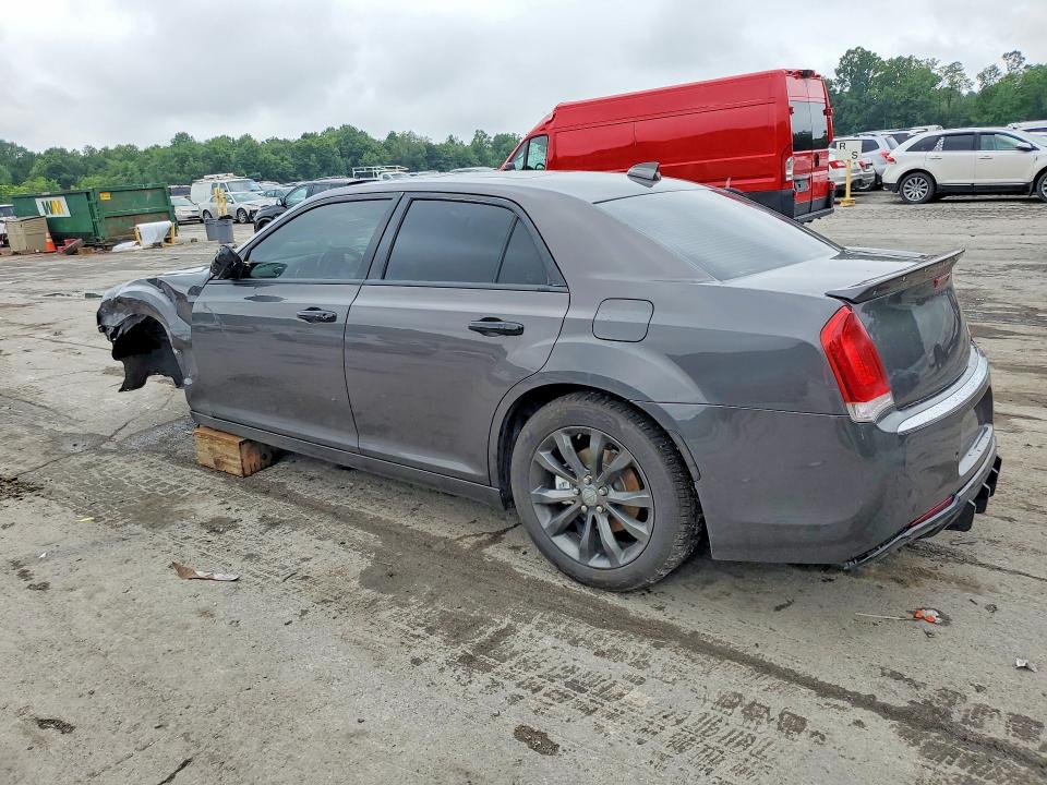 Aukcja sprzedaży 2015 Chrysler 300c, vin: 2C3CCAKG2FH781990, numer aukcji: 64277576