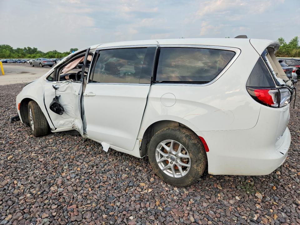 62391606 :رقم المزاد ، 2C4RC1CG6RR186319 vin ، 2024 Chrysler Voyager مزاد بيع