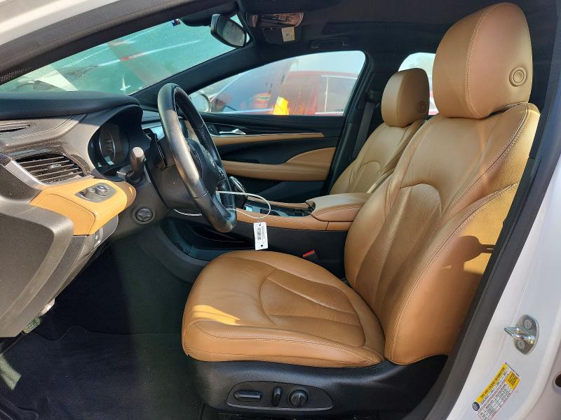 65205446 :رقم المزاد ، 1G4ZP5SS3HU135665 vin ، 2017 Buick Lacrosse مزاد بيع