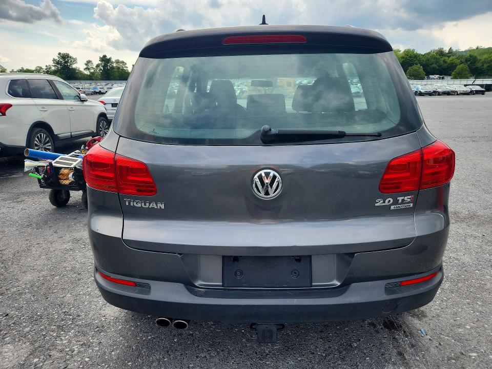 2018 Volkswagen Tiguan Limited მანქანა იყიდება აუქციონზე, vin: WVGBV7AX6JK005848, აუქციონის ნომერი: 66733716