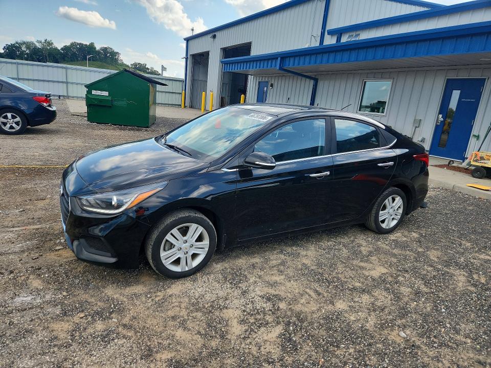 2019 Hyundai Accent მანქანა იყიდება აუქციონზე, vin: 3KPC34A33KE088072, აუქციონის ნომერი: 66797006