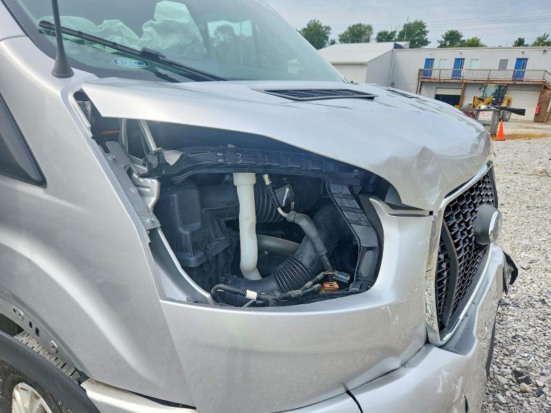 2022 Ford Transit მანქანა იყიდება აუქციონზე, vin: 1FBAX2C80NKA69624, აუქციონის ნომერი: 64629946