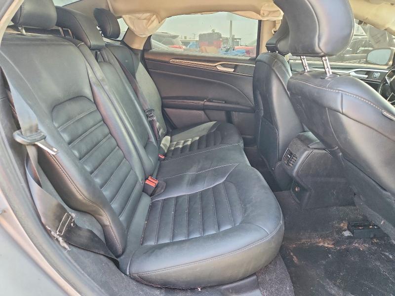 66508446 :رقم المزاد ، 3FA6P0MU5KR185562 vin ، 2019 Ford Fusion مزاد بيع