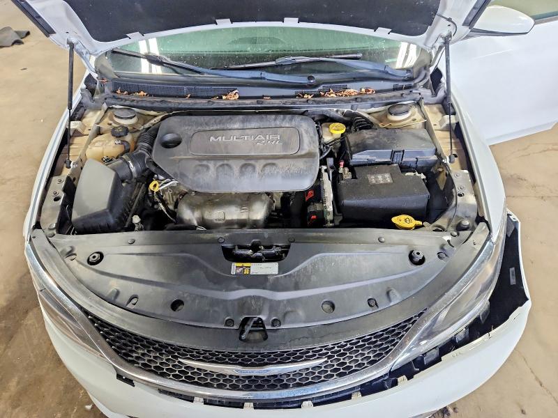 65540696 :رقم المزاد ، 1C3CCCAB1GN113110 vin ، 2016 Chrysler 200 مزاد بيع