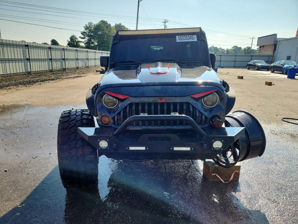 66036346 :رقم المزاد ، 1J4BA5H12AL144157 vin ، 2010 Jeep Wrangler Unlimited مزاد بيع