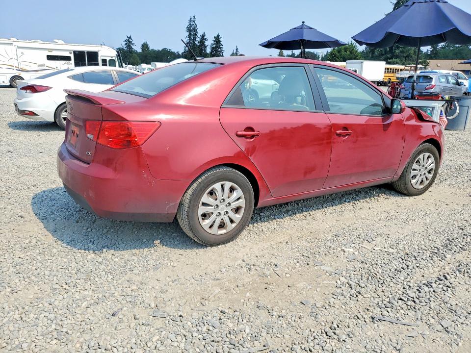 Продажа на аукционе авто 2011 Kia Forte, vin: KNAFU4A26B5423013, номер лота: 64962766