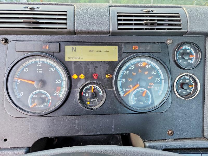 66001196 :رقم المزاد ، 1FUBGBDV2HLHH2362 vin ، 2017 Freightliner Cascadia 113 مزاد بيع