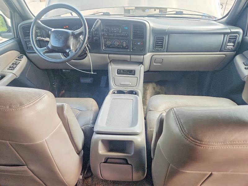 65915256 :رقم المزاد ، 3GNFK16T91G142394 vin ، 2001 Chevrolet Suburban مزاد بيع