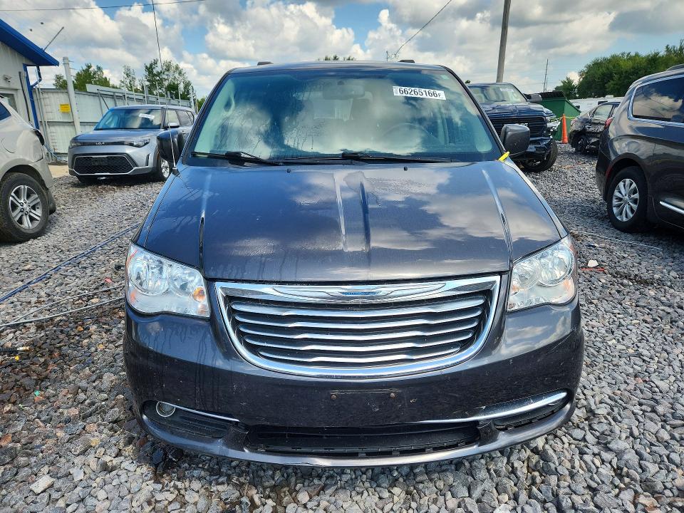 2015 Chrysler Town & Country მანქანა იყიდება აუქციონზე, vin: 2C4RC1BG5FR637737, აუქციონის ნომერი: 66265166