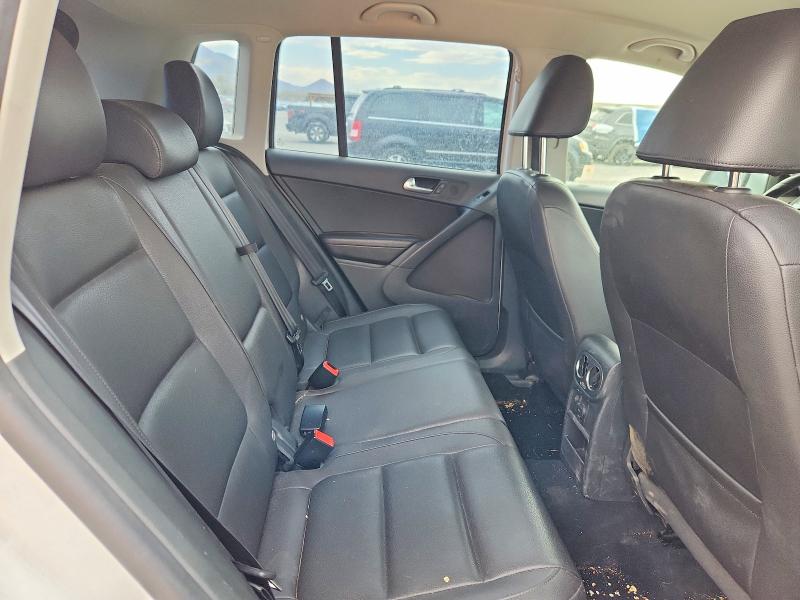 Aukcja sprzedaży 2016 Volkswagen Tiguan, vin: WVGBV7AX7GW559501, numer aukcji: 64324396