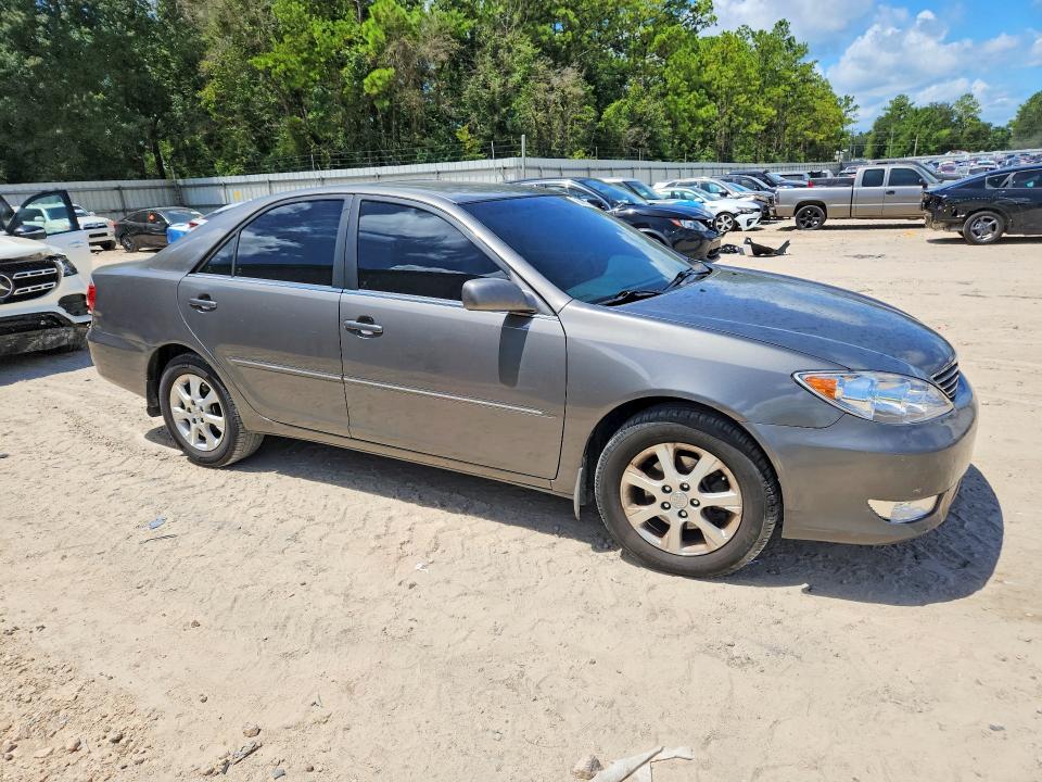 Aukcja sprzedaży 2005 Toyota Camry, vin: 4T1BF32K45U608560, numer aukcji: 64712396