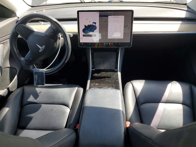 65398066 :رقم المزاد ، 5YJ3E1EA9JF040392 vin ، 2018 Tesla Model 3 مزاد بيع