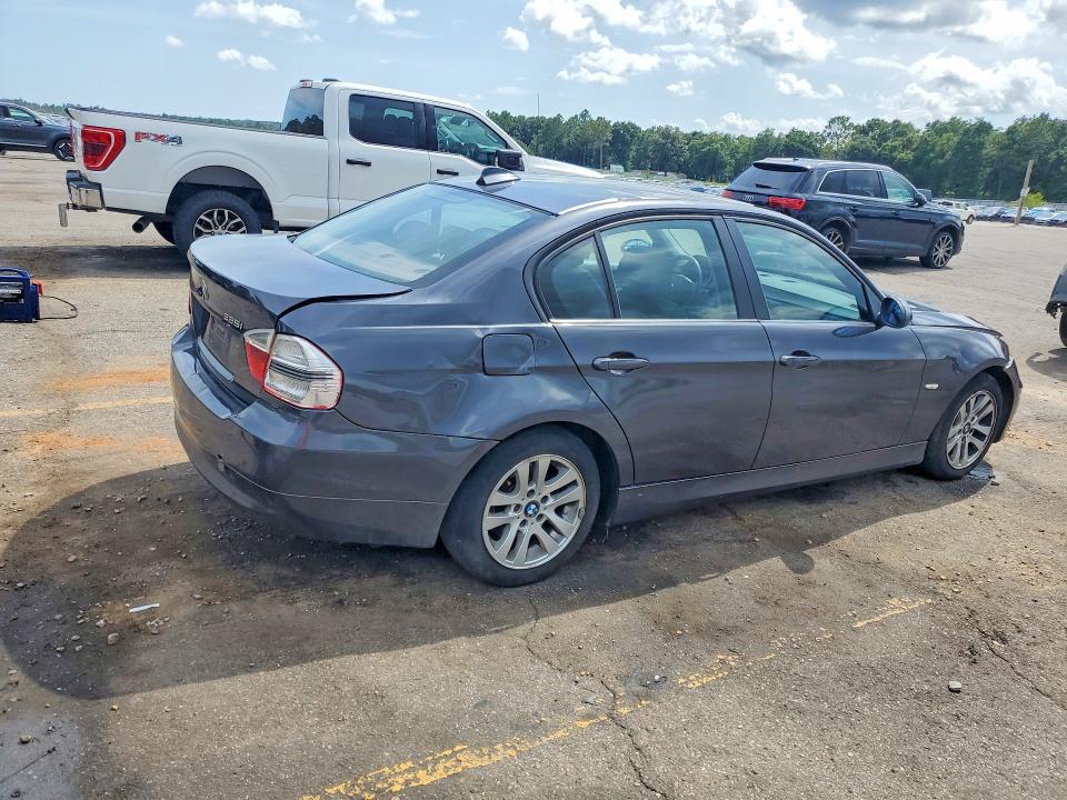 65030106 :رقم المزاد ، WBAVB13556KR59370 vin ، 2006 Bmw 325 مزاد بيع