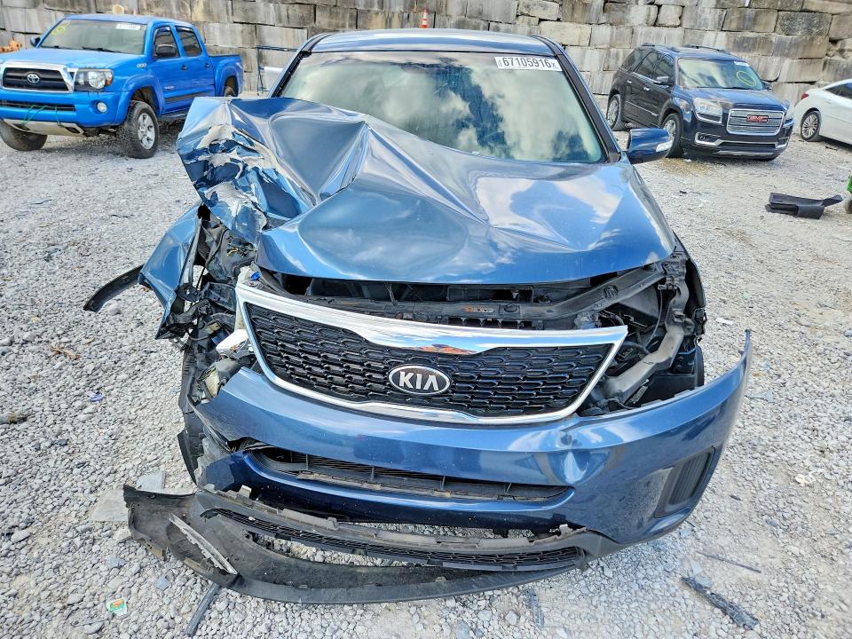 2014 Kia Sorento მანქანა იყიდება აუქციონზე, vin: 5XYKT3A66EG480292, აუქციონის ნომერი: 67105916