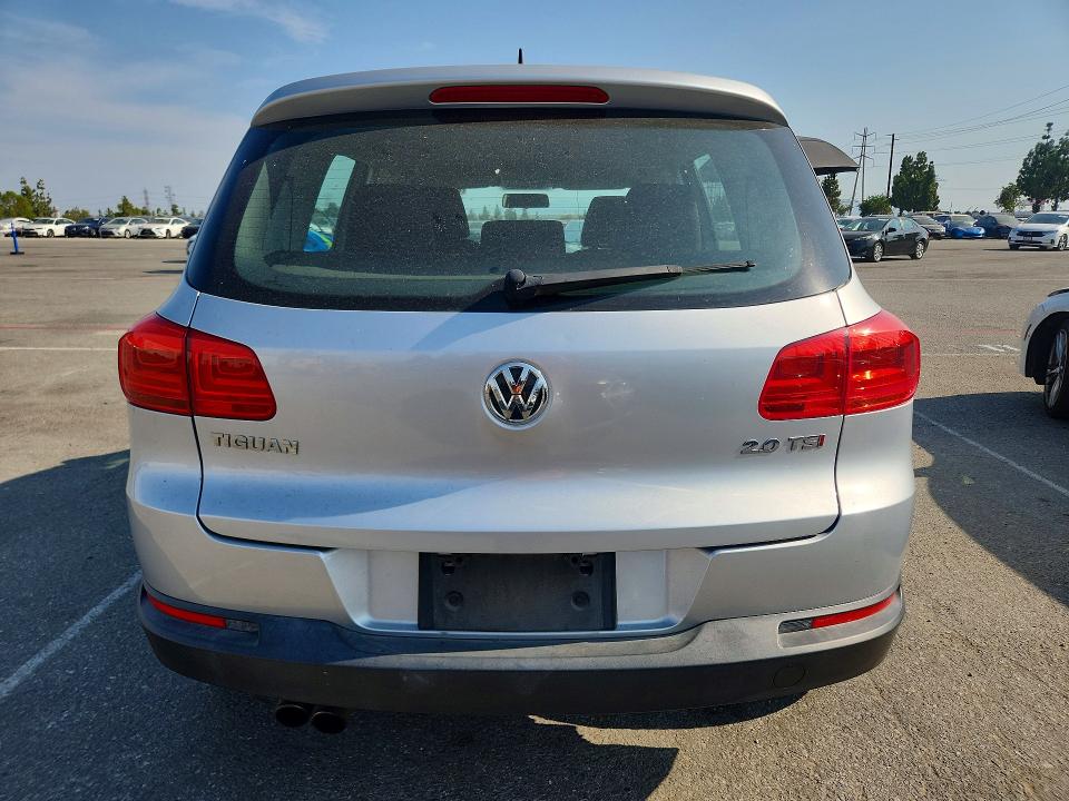2013 Volkswagen Tiguan მანქანა იყიდება აუქციონზე, vin: WVGAV3AX4DW606578, აუქციონის ნომერი: 64431116
