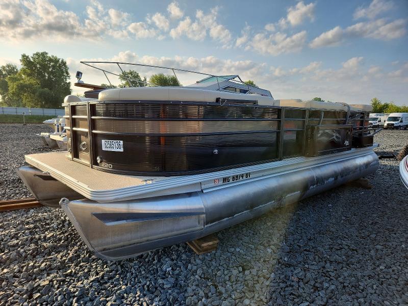 Продаж на аукціоні авто 2022 Crestliner Boat, vin: CSM00114G122, номер лоту: 62585136