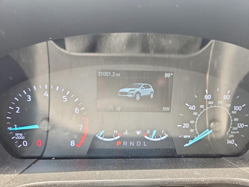 Продажа на аукционе авто 2022 Ford Escape, vin: 1FMCU0G61NUB49315, номер лота: 63135976