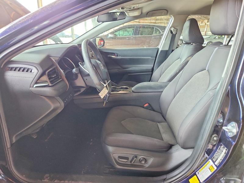 64469316 :رقم المزاد ، 4T1C11AK7NU647717 vin ، 2022 Toyota Camry مزاد بيع