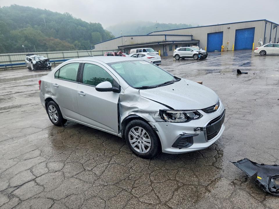 2017 Chevrolet Sonic მანქანა იყიდება აუქციონზე, vin: 1G1JB5SG0H4103731, აუქციონის ნომერი: 63518316