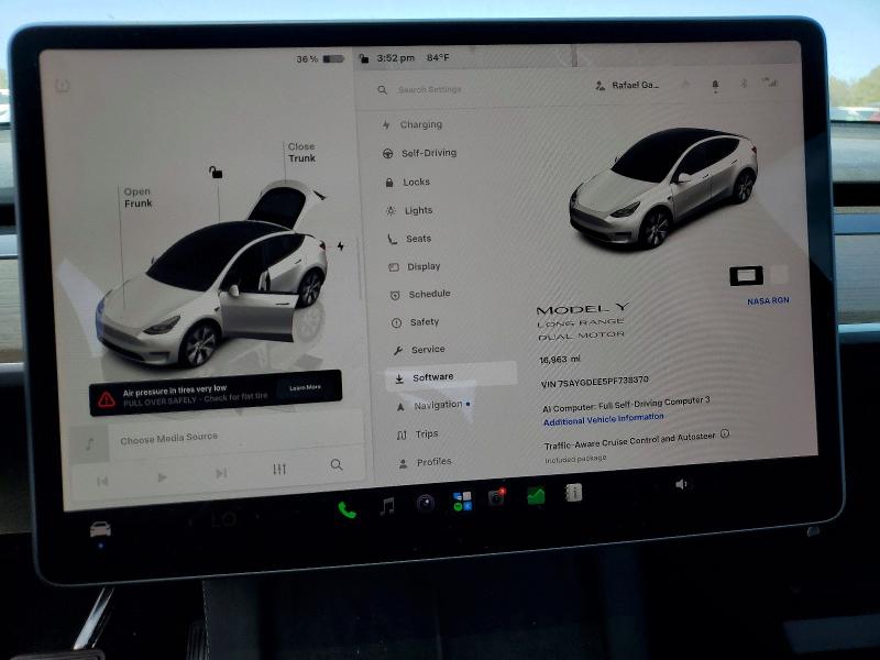 Продажа на аукционе авто 2023 Tesla Model Y, vin: 7SAYGDEE5PF738370, номер лота: 64132506