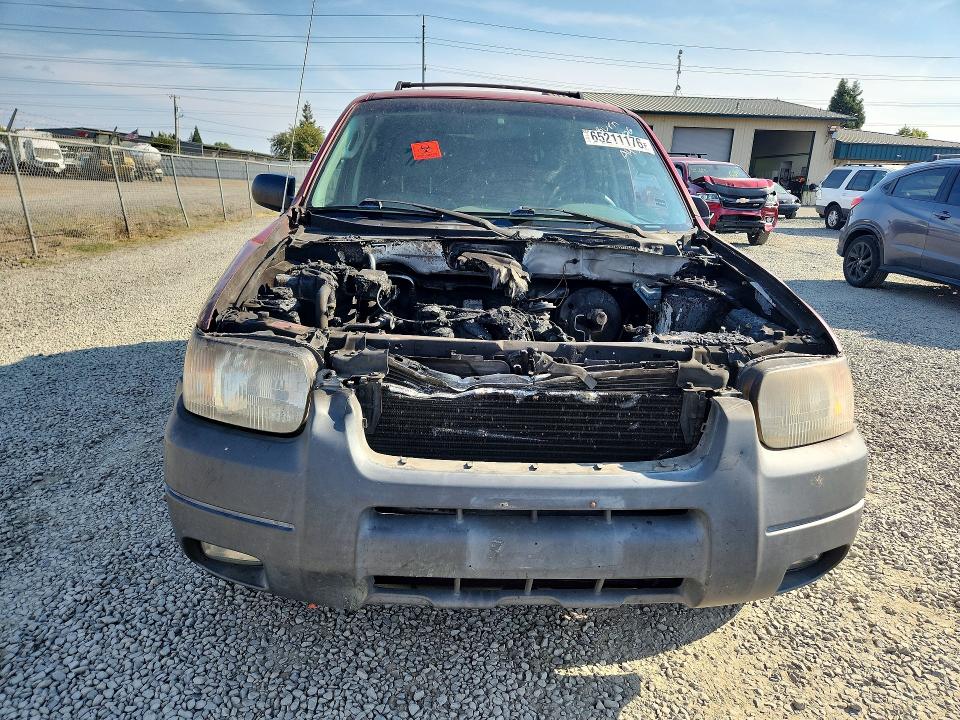 65211176 :رقم المزاد ، 1FMCU93173KE00877 vin ، 2003 Ford Escape مزاد بيع