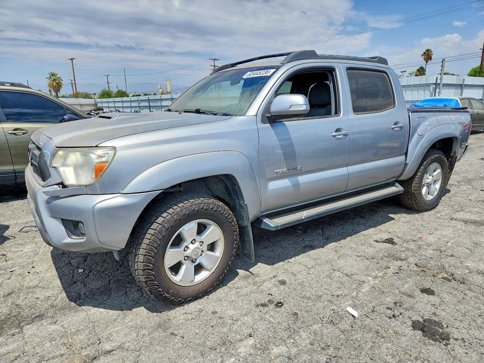 Продажа на аукционе авто 2015 Toyota Tacoma, vin: 3TMJU4GN1FM187529, номер лота: 63445236