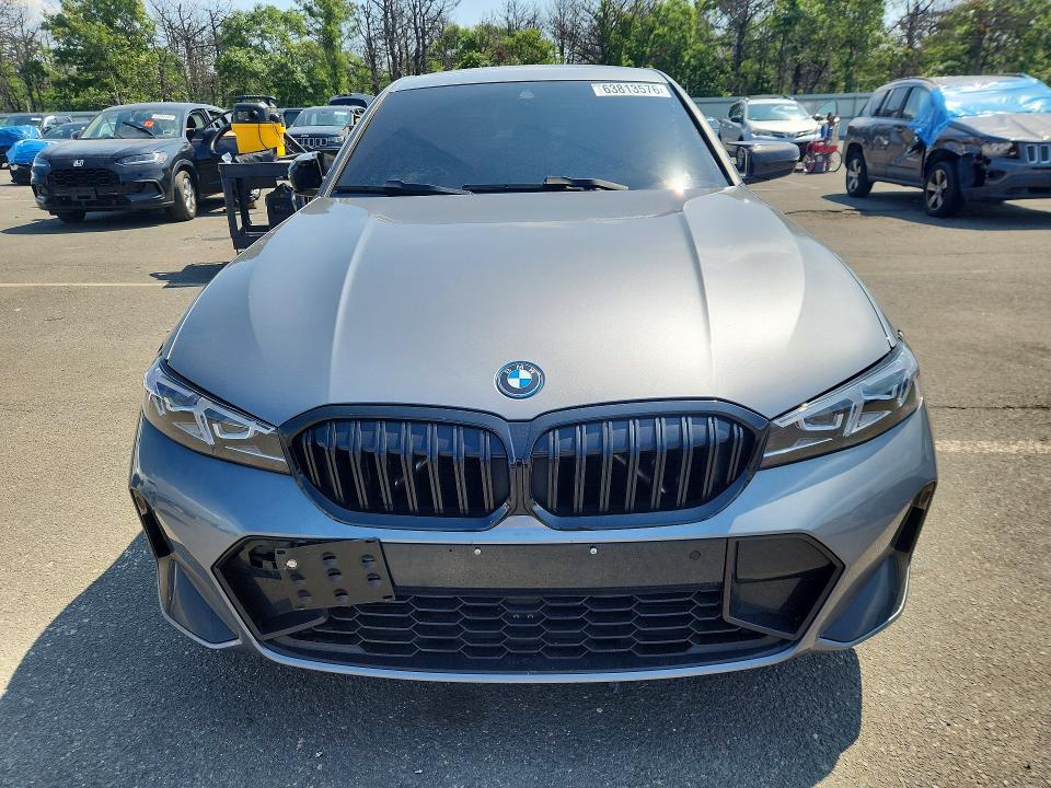 63813576 :رقم المزاد ، 3MW39FS01P8D07368 vin ، 2023 Bmw 330xe مزاد بيع