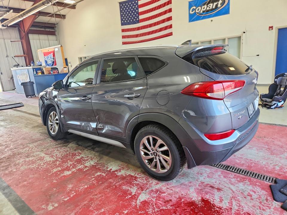 63863476 :رقم المزاد ، KM8J33A44JU800563 vin ، 2018 Hyundai Tucson مزاد بيع