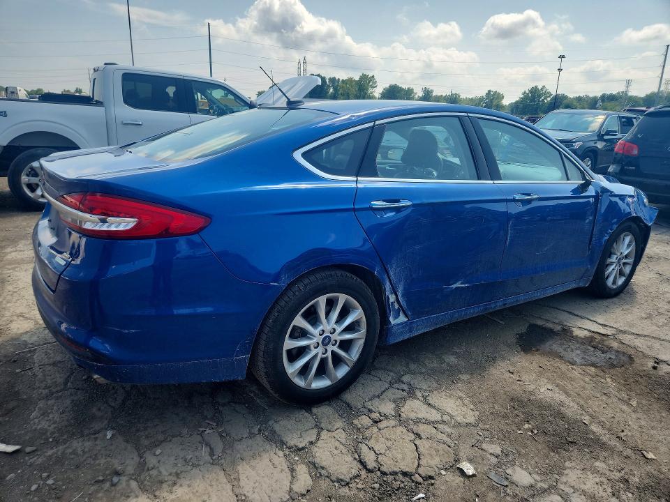 Продаж на аукціоні авто 2017 Ford Fusion, vin: 3FA6P0HD3HR406191, номер лоту: 64372876