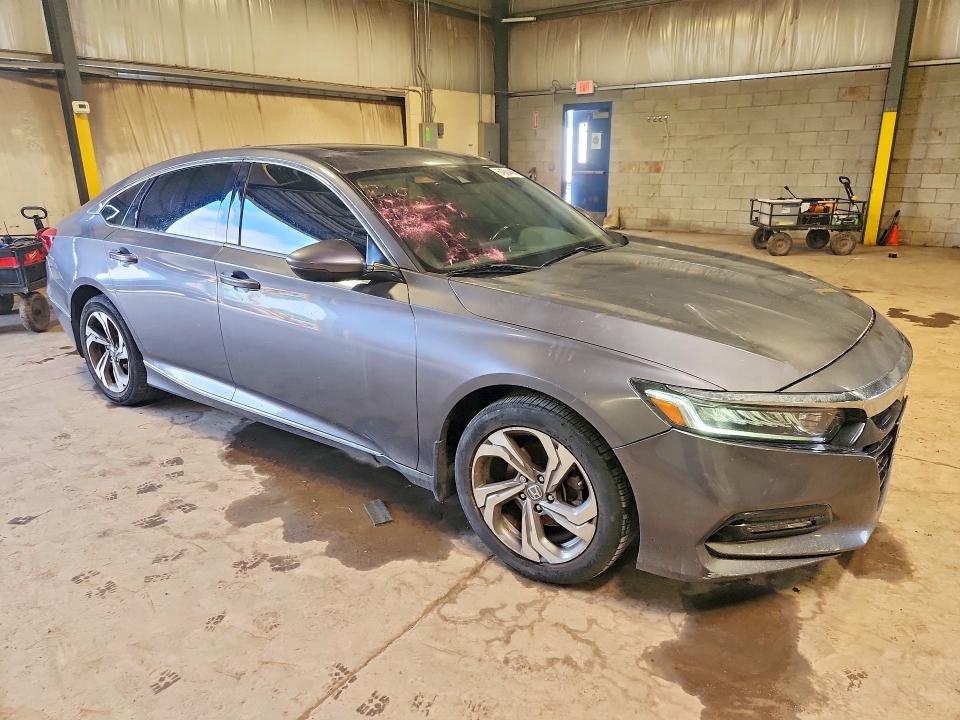Продажа на аукционе авто 2018 Honda Accord, vin: 1HGCV1F55JA025951, номер лота: 64984496