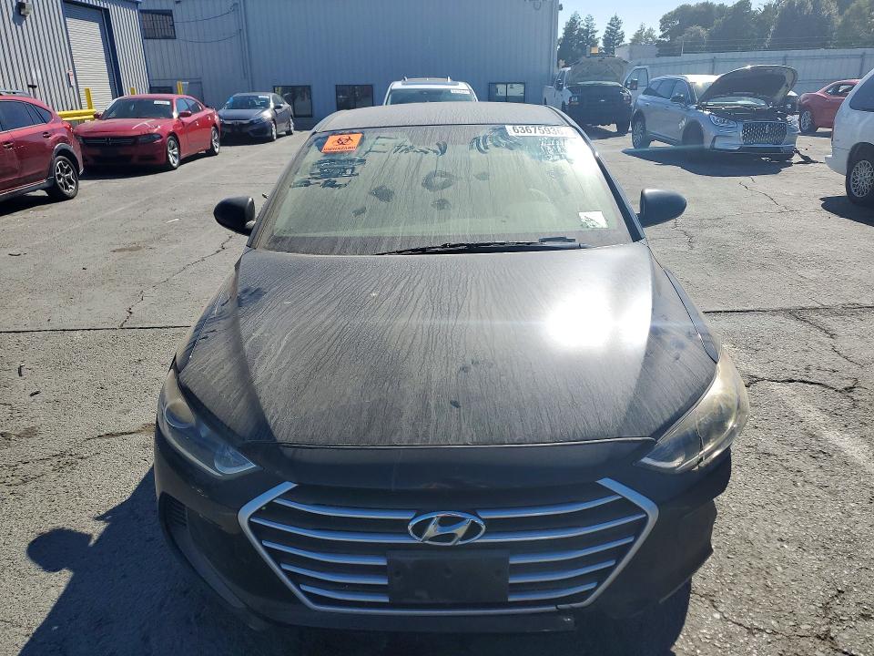 2017 Hyundai Elantra მანქანა იყიდება აუქციონზე, vin: KMHD74LF1HU372127, აუქციონის ნომერი: 63675936