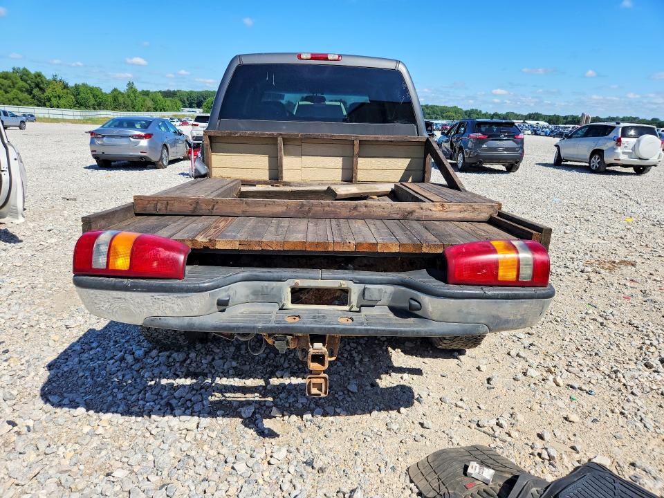 2002 Gmc Sierra მანქანა იყიდება აუქციონზე, vin: 1GTGK13U72F195172, აუქციონის ნომერი: 65331076