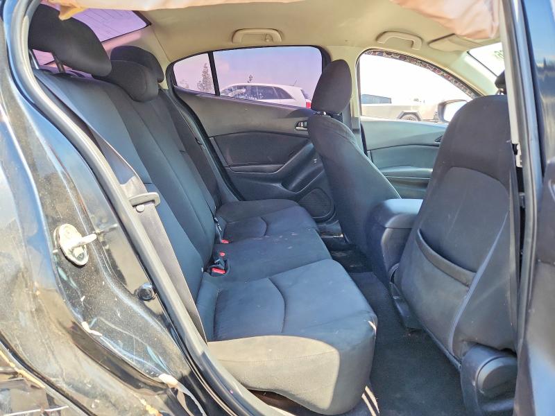 63441166 :رقم المزاد ، 3MZBM1U79FM217317 vin ، 2015 Mazda 3 مزاد بيع