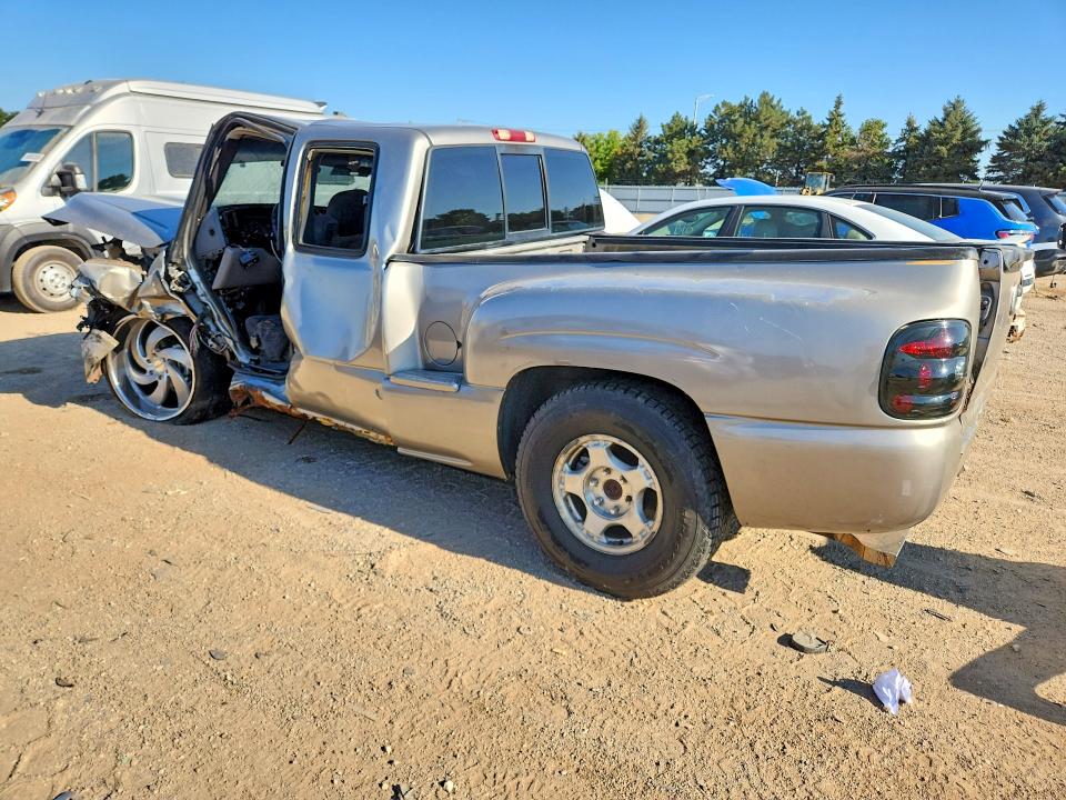 66614136 :رقم المزاد ، 2GCEC19V4Y1170024 vin ، 2000 Chevrolet Silverado مزاد بيع