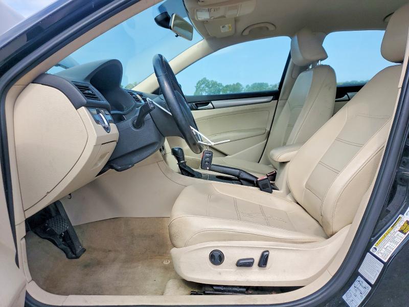 66299136 :رقم المزاد ، 1VWAT7A31FC117197 vin ، 2015 Volkswagen Passat مزاد بيع
