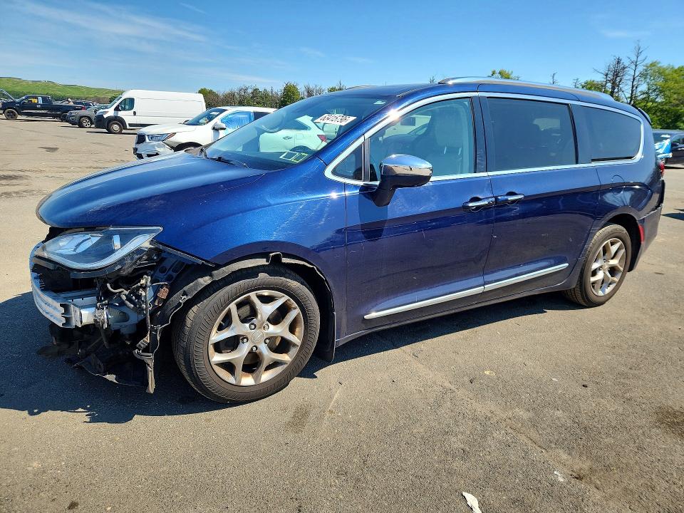 Продаж на аукціоні авто 2018 Chrysler Pacifica, vin: 2C4RC1GG3JR357056, номер лоту: 63415796