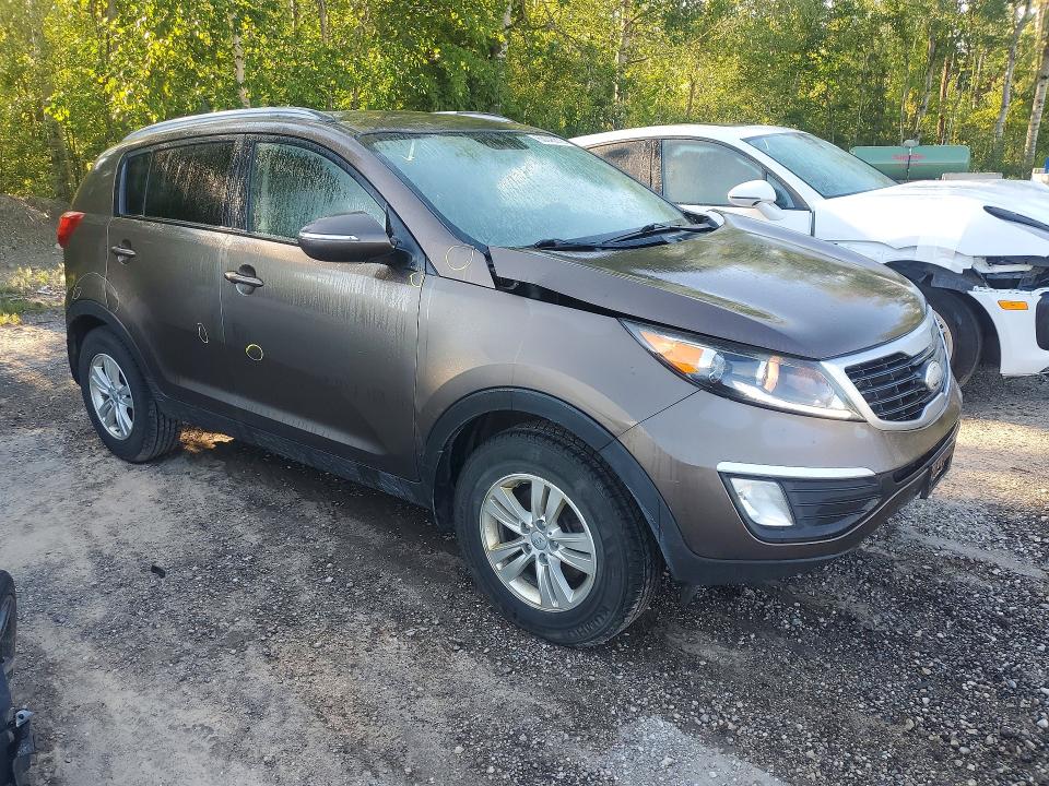 2013 Kia Sportage მანქანა იყიდება აუქციონზე, vin: KNDPB3A25D7524803, აუქციონის ნომერი: 63043516